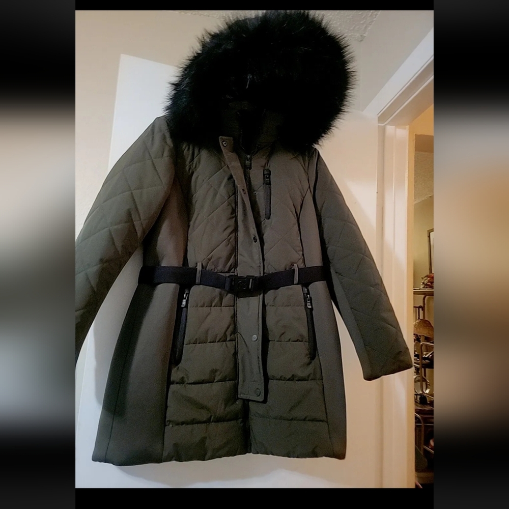 Michael Kors Women's Faux Fur Trim Hooded Quilted Puffer Jacket Black Green LG